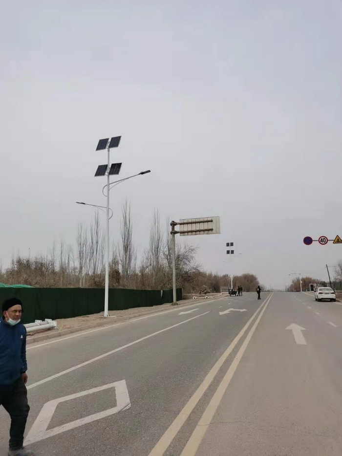 ���̰���